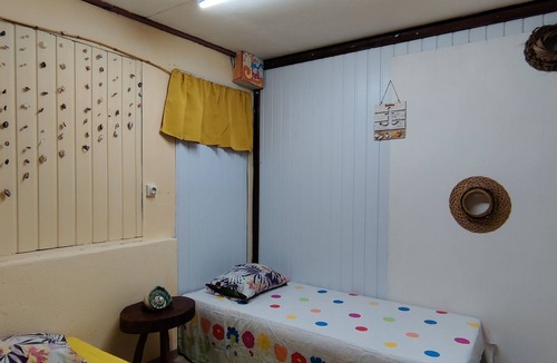 Huahine Hostel | Alaroots
