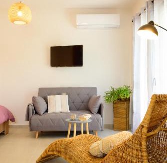 Mavrikiano Apartment | Alassia Εlounda Apartment 1