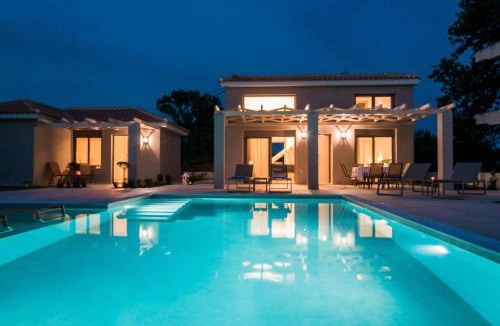 Porto Koukla Villa | Alba Al Mare Villette