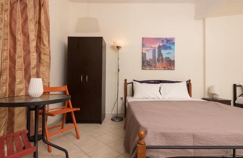 Chrisi Akti Hotel | Alekos Studios