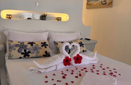 Ag. Georgios Hostel | Alexandras studios