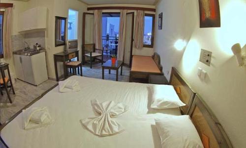 Maleme Apartment | Alexandros M