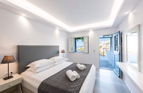 Naousa Hotel | Alexandros Suites & Apartments