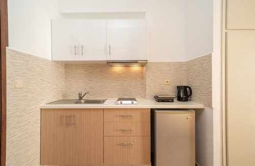 Agia Efimia Apartment | Alexatos Studios