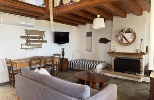 Gythio House | Alexia