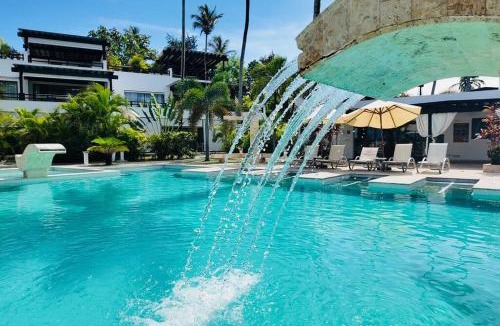 La Iglesia Apartment | Aligio Beachfront Resort & Spa