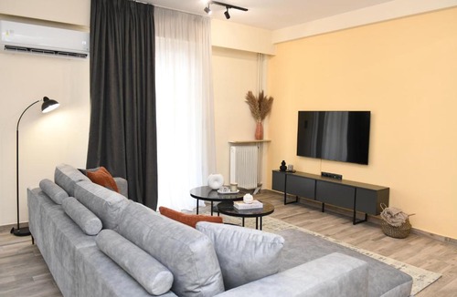 Ampelokipoi Apartment | Alkmini Apartment