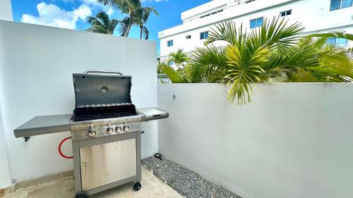 La Ceiba Apartment | All-New Zen Apartment with TreeTops and Ocean Views !