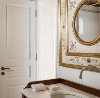 Hydra House | Allegra Heritage Mansion