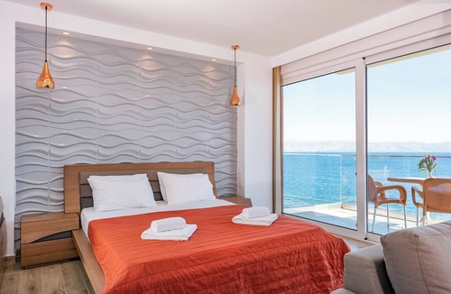 Benitses Hotel | Alyssium