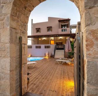 Dafni Villa | Amalia Villa with Private Pool