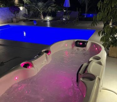 Vamvakopoulo House | Amare suite