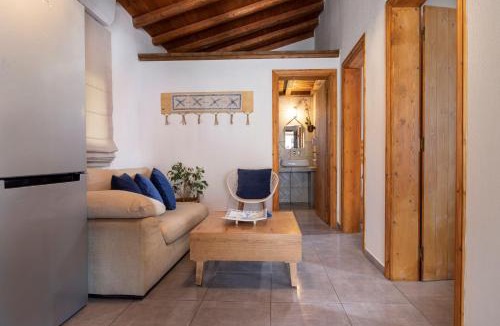 Toroni House | Amaryllis apartments