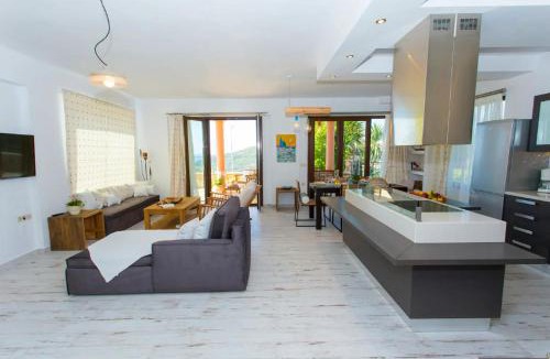 Agia Kiriaki Apartment | Amaryllis House