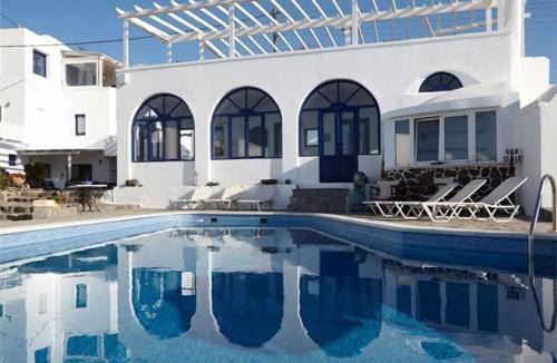 Finikia Hotel | Amazing 1BR Suite Perfect Sea View in Santorini