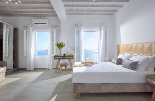 Agios Stefanos Hotel | Amelie Suites