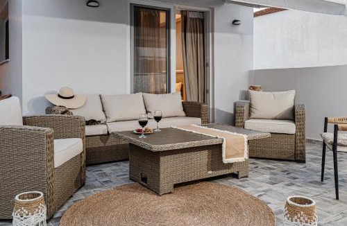 Zakynthos Town Hotel | AMINA APARTMENTS