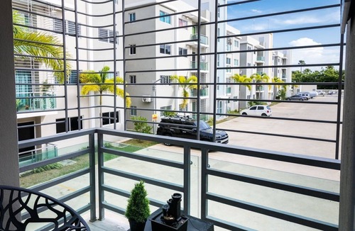 Llanos de Gurabo I Apartment | Amplio y Hermoso Apartamento