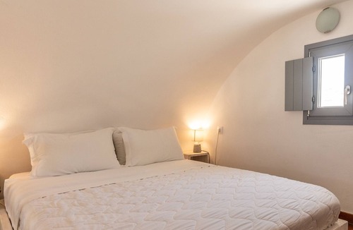 Santorini Hotel | Ampelos Executive Houses