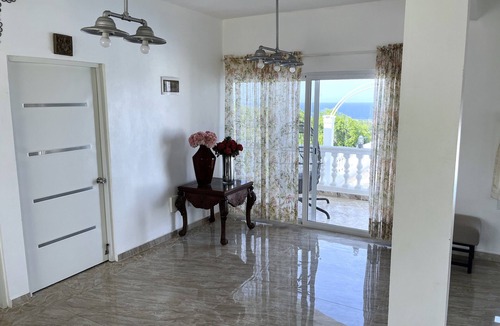 Cabrera Apartment | An apartment style "casita" with kitchenette and 2 bed/bath.