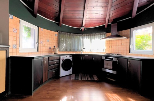 Gerani House | An-Drea Between (Sea & Sky)
