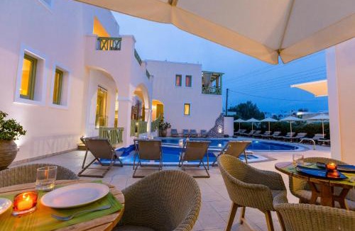 Kamari Hotel | Anassa Deluxe Suites