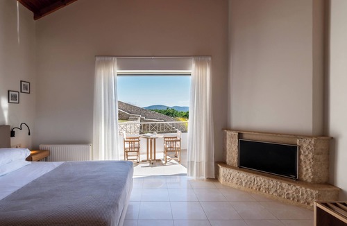 Nea Tirintha House | Anassia Villas