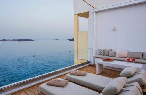 Ermoupoli Bed & Breakfast | Anaya Suites
