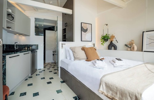 Plaka Hotel | Andrianou Studio with Terrace