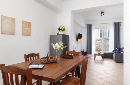 Steniai Apartment | Andros Apartments with Free Parking
