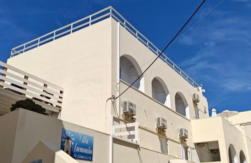 Fira Hotel | Anemomilos Villa