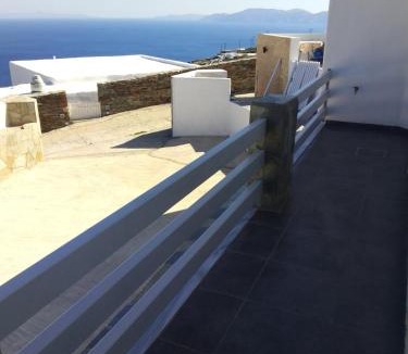Ano Meria Bed & Breakfast | Anerada sunset