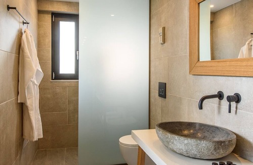 Malia Hotel | AneSea Hotel