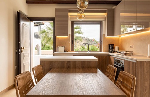 Kontos Apartment | Angela's House Luxury Apartment With Breathtaking sea View!