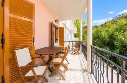 Agios Stefanos Apartment | Anna Apartment - Three Bedroom Apartment, Sleeps 6