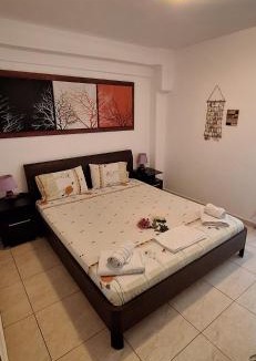 Nea Peramos Apartment | Anna apartments