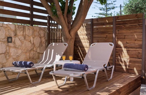 Kato Galatas Apartment | Anna Boutique Apartment