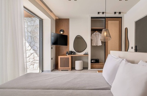 Pefkochori Hotel | Anna Island