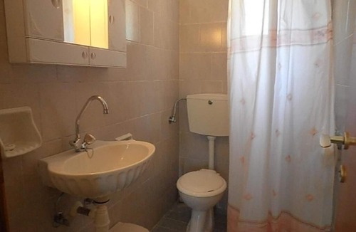 Patitiri House | Anna Pension