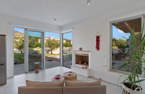 Almyrida Villa | Annassa Experience Villa 2' walk from Almyrida beach