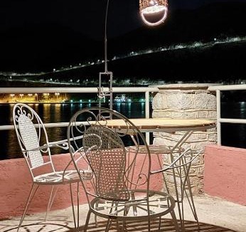 Symi Apartment | anoi tholos