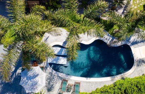 Petaloudes Villa | Antonakis Villa Secret Pool & Hot Tub Hideaway