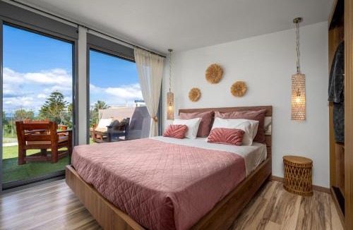 Petaloudes Villa | Antonakis Villa Secret Pool & Hot Tub Hideaway
