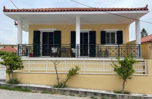 Lixouri House | Antonello House