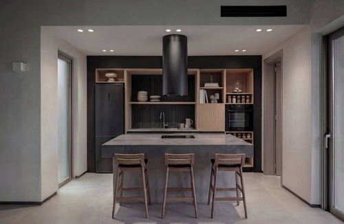Kamari Villa | Anzo Villas