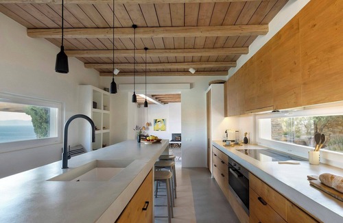 Exomvourgo Villa | Apanemi - Five Bedroom Villa, Sleeps 9