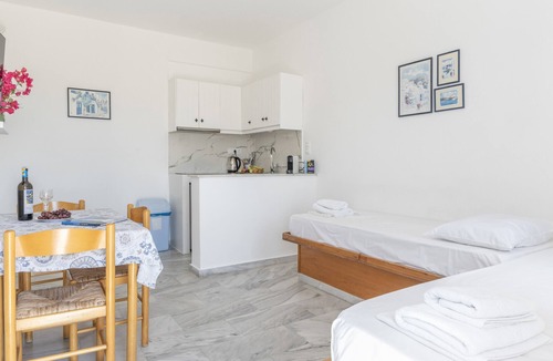 Ios Town Apartment | Apartment '5 Studio' with Sea View, Wi-Fi and Air Conditioning