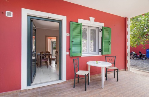 Parga Apartment | Apartment 'A Standard Two-Bedroom' with Shared Terrace, Wi-Fi and Air Conditioning