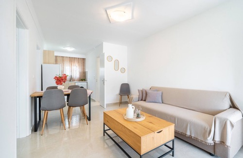 Fanai Apartment | Apartment 'Absinthia Fanes 2' with Mountain View, Wi-Fi and Air Conditioning