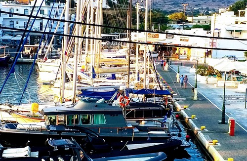 Ios Town Apartment | Apartment at the Port. Best location